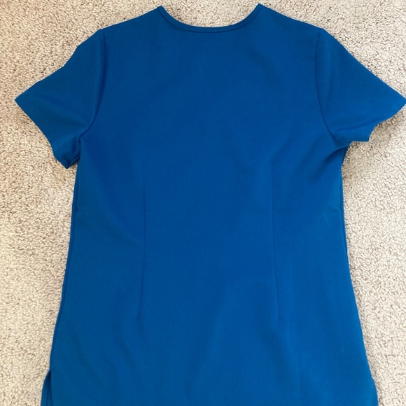 Figs Scrubs Deep Reef XXS Catarina top and XXS Yola pants - Picture 5 of 8